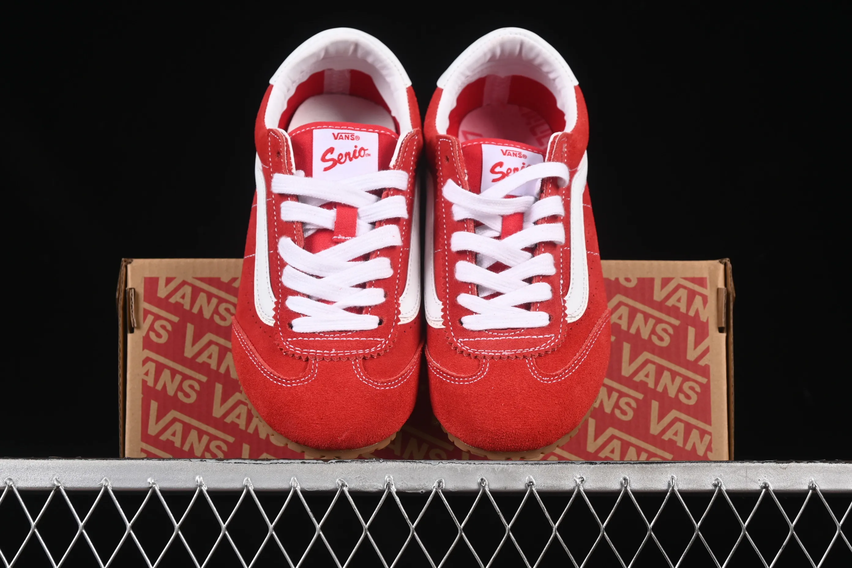 All categories Vans Vans series Vans Low Vans low-top Vans Super Lowpro Vans retro fashion comfortable versatile casual sneakers VN000D83IZQ